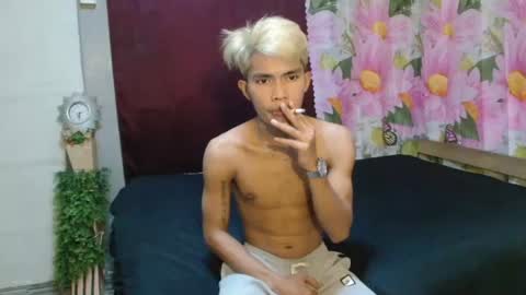 Snapshot of ken_minjun chatting on June 27, 10:09 am ken_minjun online show from June 27, 10:09 am