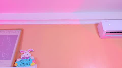   online show from March 31, 9:10 am