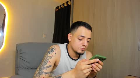 kendel_dimitri online show from February 28, 7:26 am