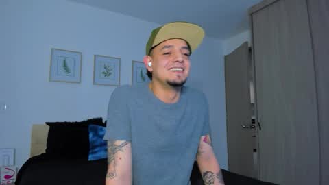 kendel_dimitri online show from December 14, 1:55 am