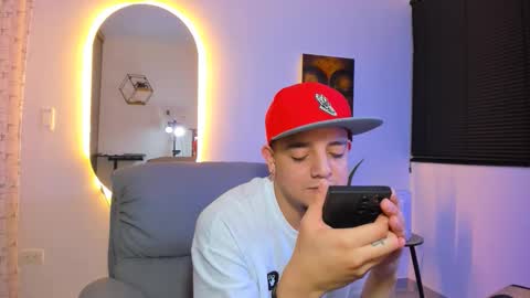 kendel_dimitri online show from February 10, 5:11 am