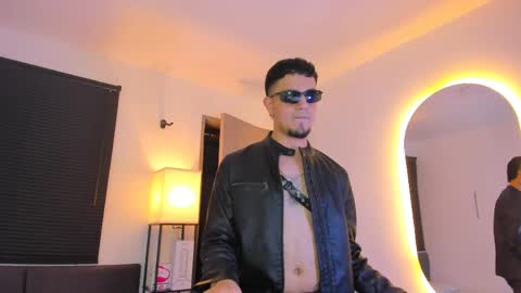 kendel_dimitri online show from April 9, 3:06 am