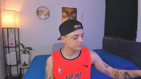kendel_dimitri online show from June 27, 7:35 am