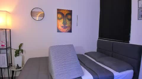 kendel_dimitri online show from July 8, 4:50 am