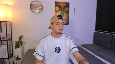 kendel_dimitri online show from July 12, 3:41 am