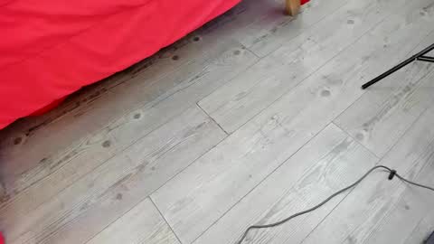 Kendra London online show from February 11, 11:15 am