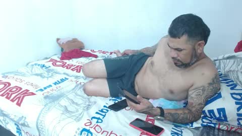 Kendra And Miller online show from April 5, 6:38 pm