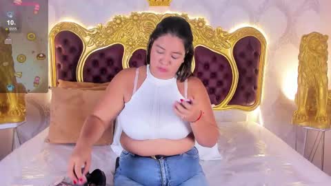 Kendral  online show from April 11, 4:06 am