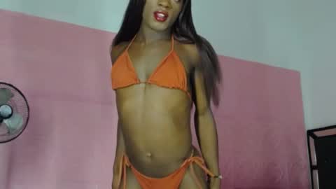 kenia_nihiara online show from June 24, 7:29 am