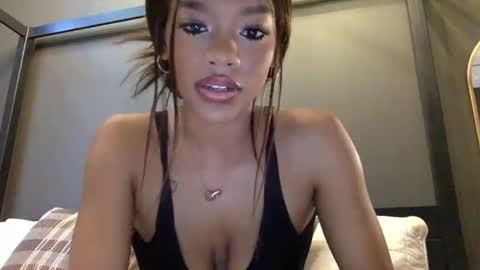 kennedy1024 online show from April 6, 10:00 pm