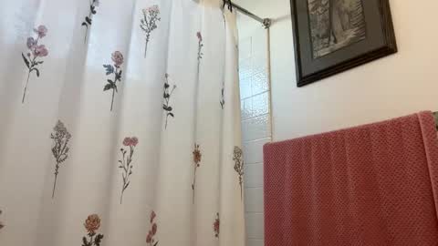 kennibby online show from March 16, 1:22 am