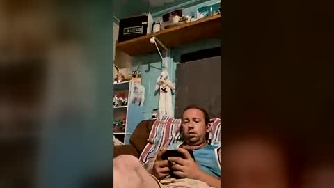 kennonmike2025 online show from July 29, 4:43 am