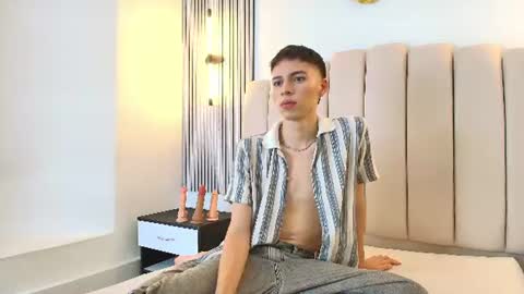 kenny_hank online show from July 4, 3:45 am