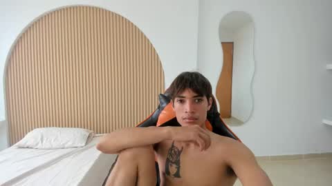 kenshi_roa online show from June 4, 7:09 pm