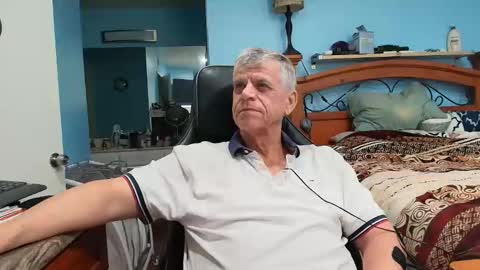 kent_ham online show from April 14, 7:20 pm