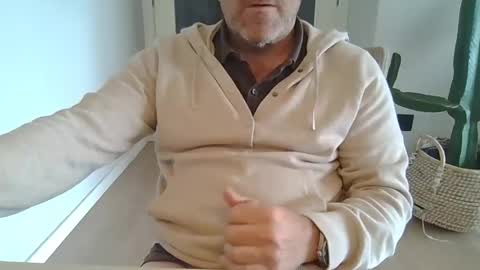 Anton online show from May 7, 10:31 am
