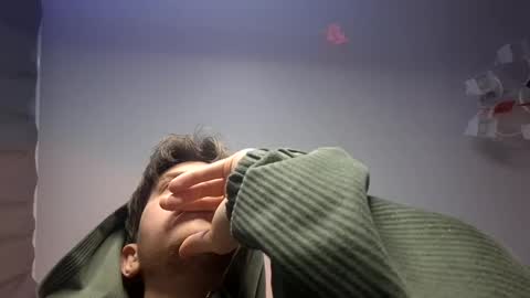 Kero online show from February 16, 7:05 pm