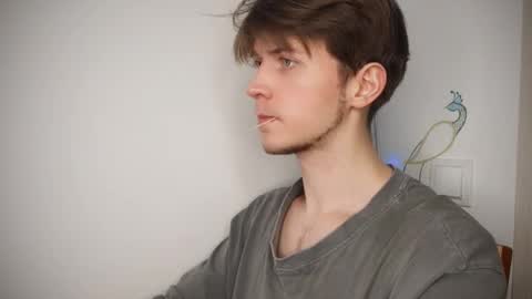 Kero online show from December 5, 7:32 pm