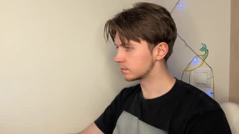 Kero online show from May 3, 8:04 pm