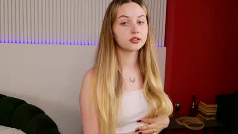 kerry_mell online show from April 16, 2:29 pm