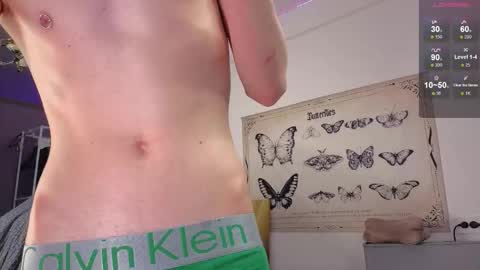 Snapshot of kessy_white chatting on November 22, 9:36 pm Kessy online show from November 22, 9:36 pm