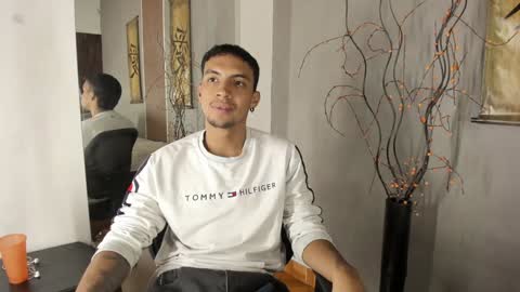   online show from December 11, 9:34 pm