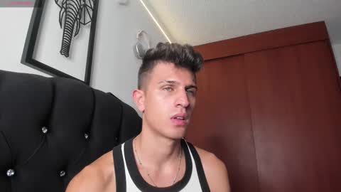 Kevin Ahs online show from November 12, 10:09 pm