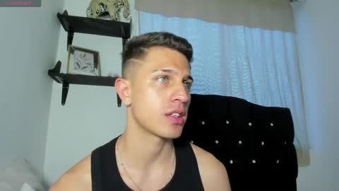 Kevin Ahs online show from May 26, 11:01 pm