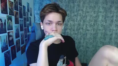 Kevin online show from March 28, 4:23 am