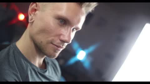 Kev online show from December 3, 10:40 pm