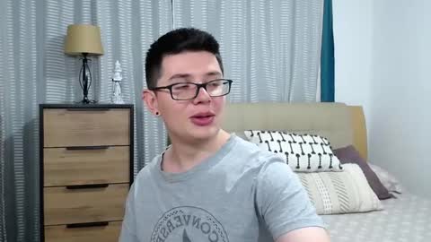 Kevin online show from June 1, 10:44 pm