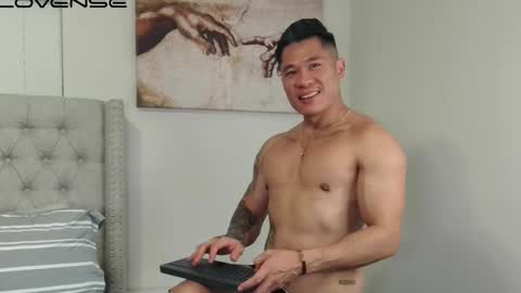 kevinkham online show from February 10, 12:37 am