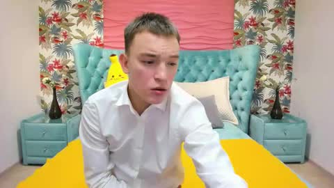 Kevin online show from October 31, 12:50 pm