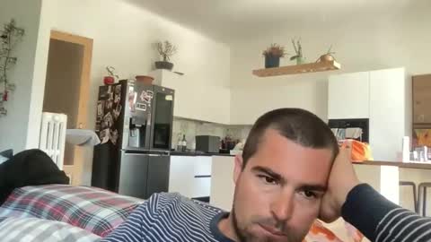 Snapshot of kevinpillobello chatting on May 9, 11:15 am kevinpillobello online show from May 9, 11:15 am