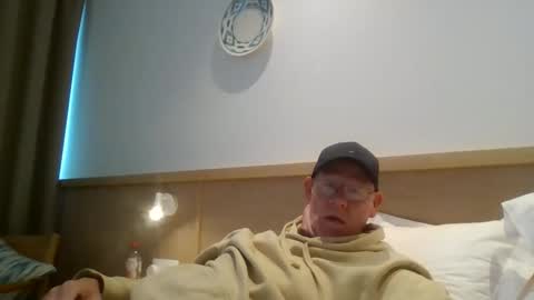 kevlooking4sez online show from May 8, 1:27 pm