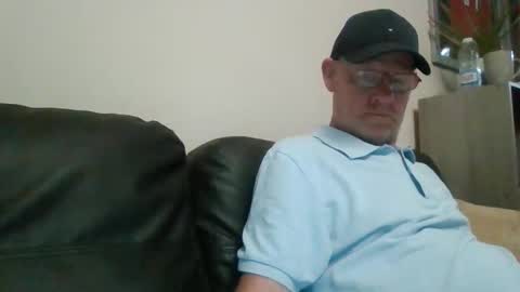 kevlooking4sez online show from May 24, 9:09 pm