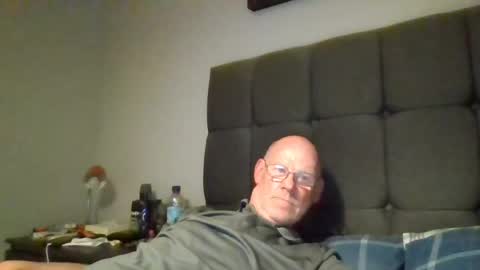 kevlooking4sez online show from June 22, 12:02 am