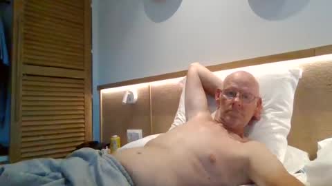 kevlooking4sez online show from August 1, 1:54 pm