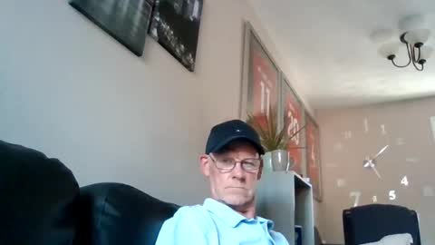 kevlooking4sez online show from August 6, 4:09 pm