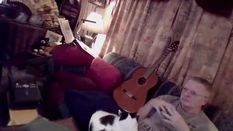 Snapshot of kevydaddyhubby2 chatting on November 13, 7:40 am kevydaddyhubby2 online show from November 13, 7:40 am