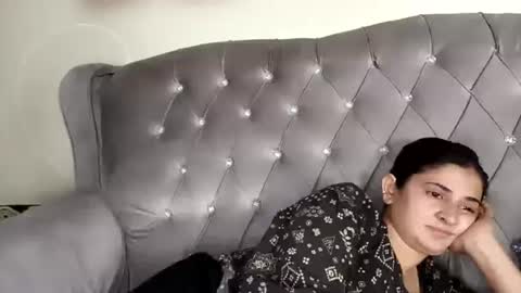 KhadijaRose online show from June 15, 6:37 am