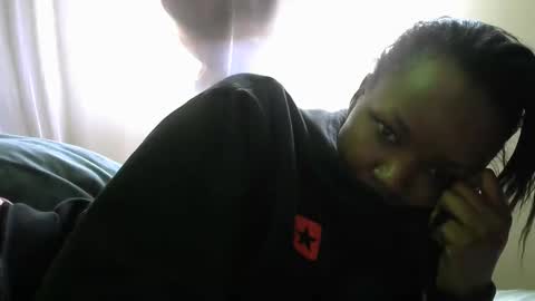 Snapshot of khalidnatasha chatting on March 19, 8:18 am khalidnatasha online show from March 19, 8:18 am