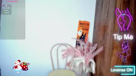 khate_smith online show from November 8, 4:07 pm