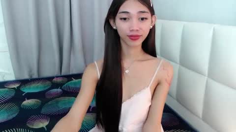 khloe online show from March 3, 2:12 pm