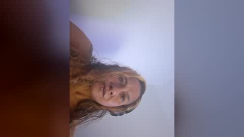 ki_nooks online show from June 18, 4:22 pm