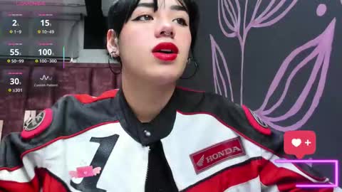 KIARA FOX online show from February 2, 10:30 pm