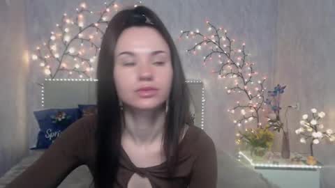Snapshot of kiaracriegs chatting on April 21, 3:02 am Kara online show from April 21, 3:02 am