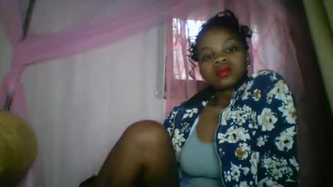 Snapshot of kiarah_69 chatting on April 28, 3:33 am kiarah 69 online show from April 28, 3:33 am