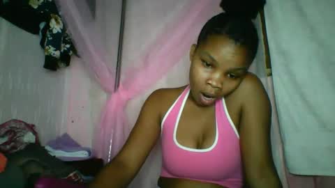 Snapshot of kiarah_69 chatting on May 11, 7:11 pm kiarah 69 online show from May 11, 7:11 pm