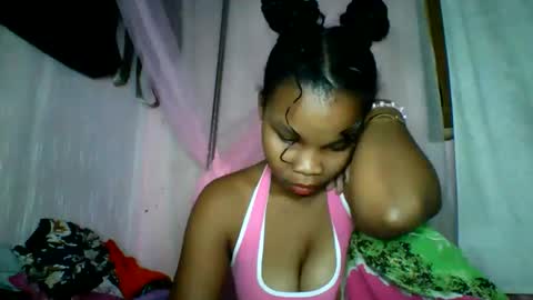 Snapshot of kiarah_69 chatting on May 21, 8:27 pm kiarah 69 online show from May 21, 8:27 pm